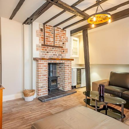 Pass The Keys Renovated Apartment In The Centre Of Canterbury Exteriér fotografie